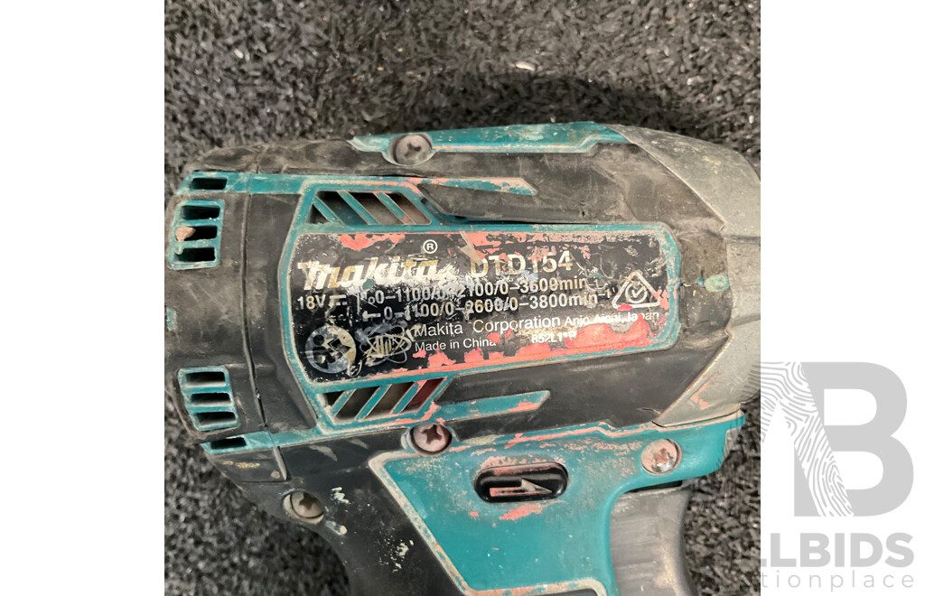 MAKITA 18V Impact Driver (DTD154) with 5.0Ah Battery 
