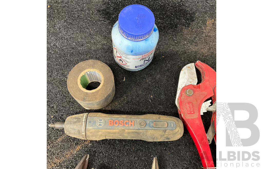 Assorted Cutting Tools, Including KINCROMEC, TROJAN, IRWIN and  BOSCH Go Screwdriver
