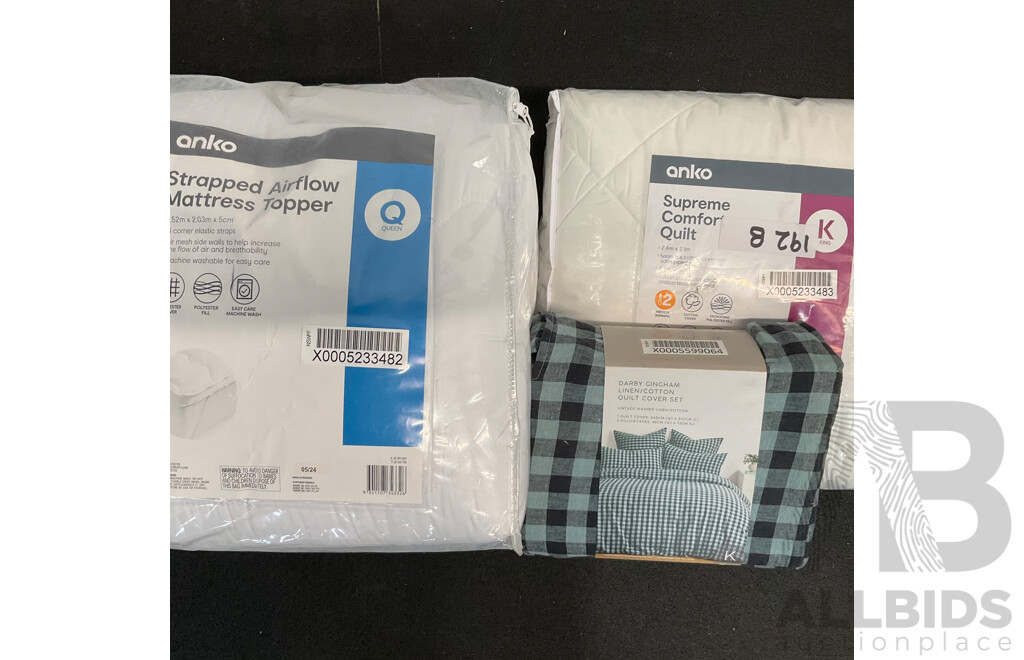 ANKO Queen Mattress Topper, ANKO King Quilt and Quilt Cover - Lot of 3