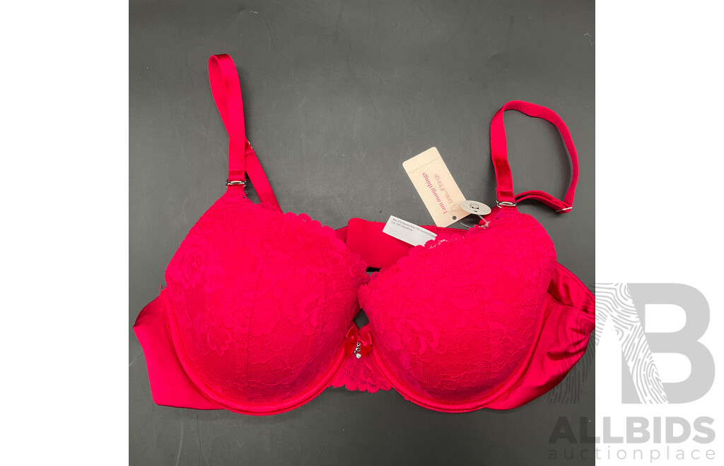 NIKE Pro Women's Shorts (M), NIKE Shorts (M) and Bras N Things Red Lace Balconette Bra (16C)  - Lot of 3