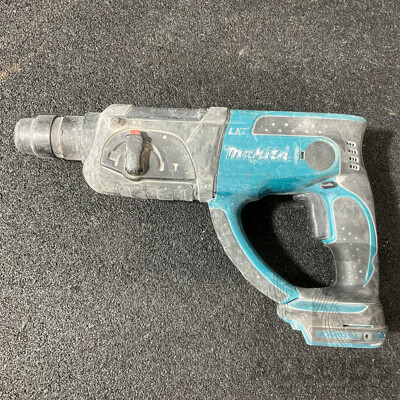 MAKITA 18V LXT Rotary Hammer  Drill (BHR202) - Skin Only