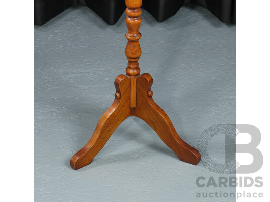 Edwardian Turned Oak Pedestal