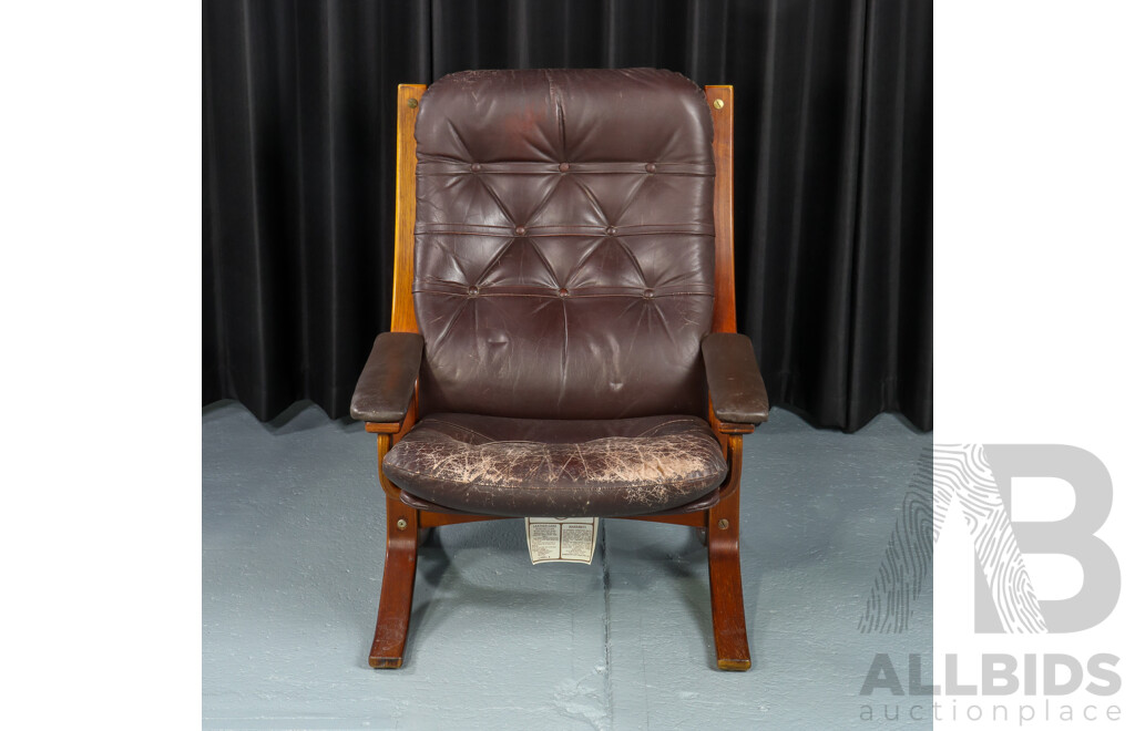 Danish Deluxe Siesta Chair with Leather Upholstery