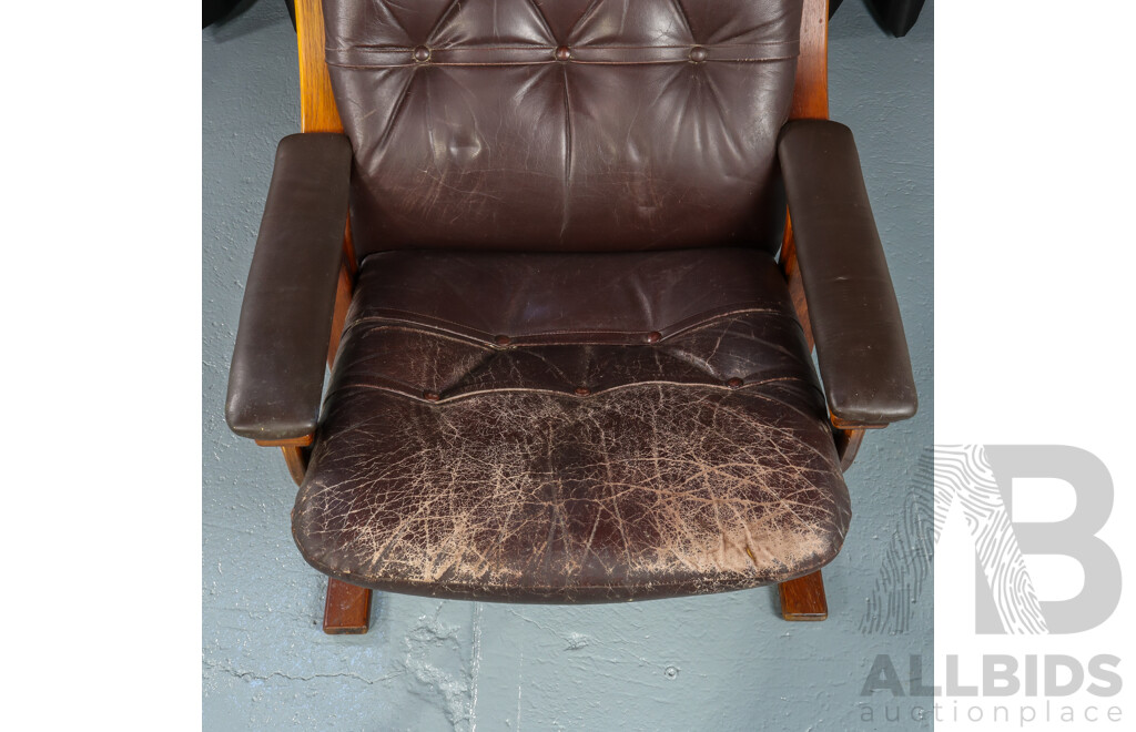 Danish Deluxe Siesta Chair with Leather Upholstery