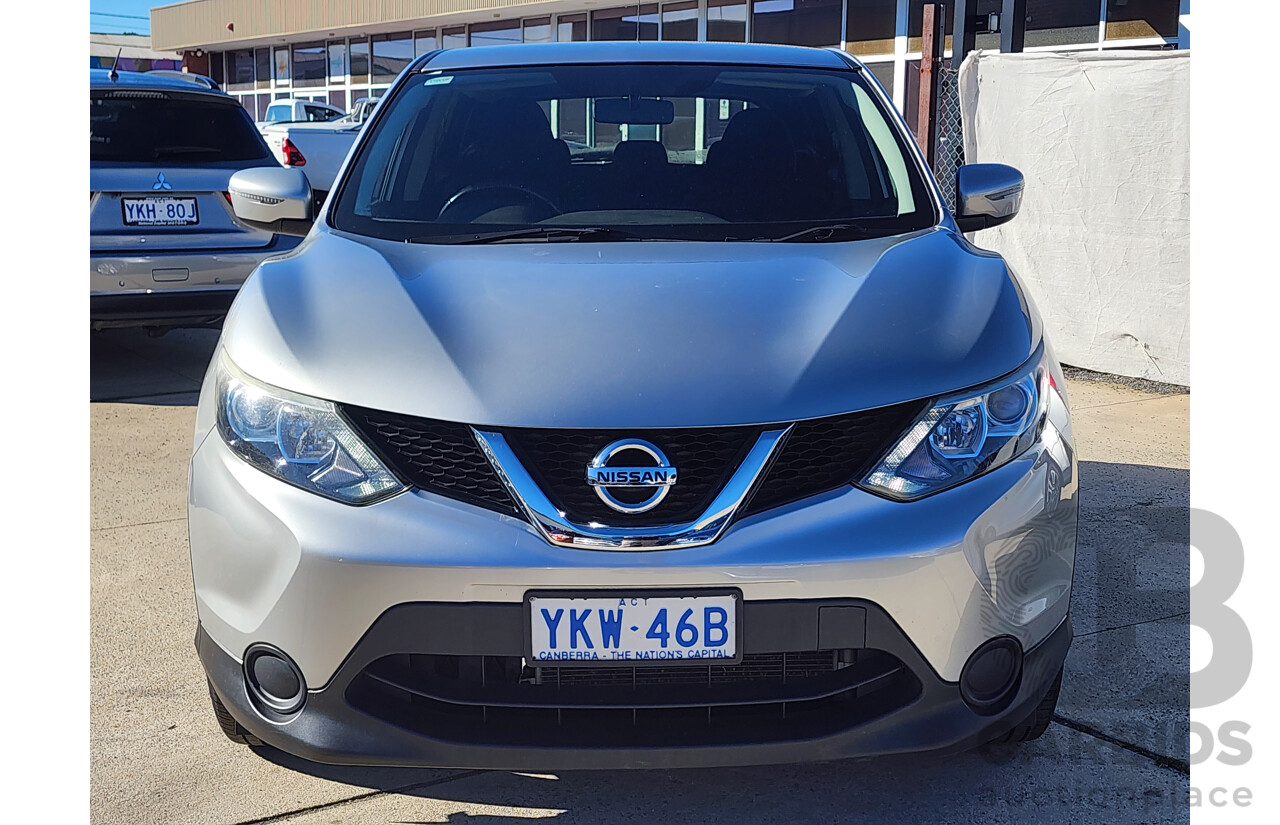 02/2015 Nissan Qashqai ST (4x2) J11 4d Wagon Silver 2.0L