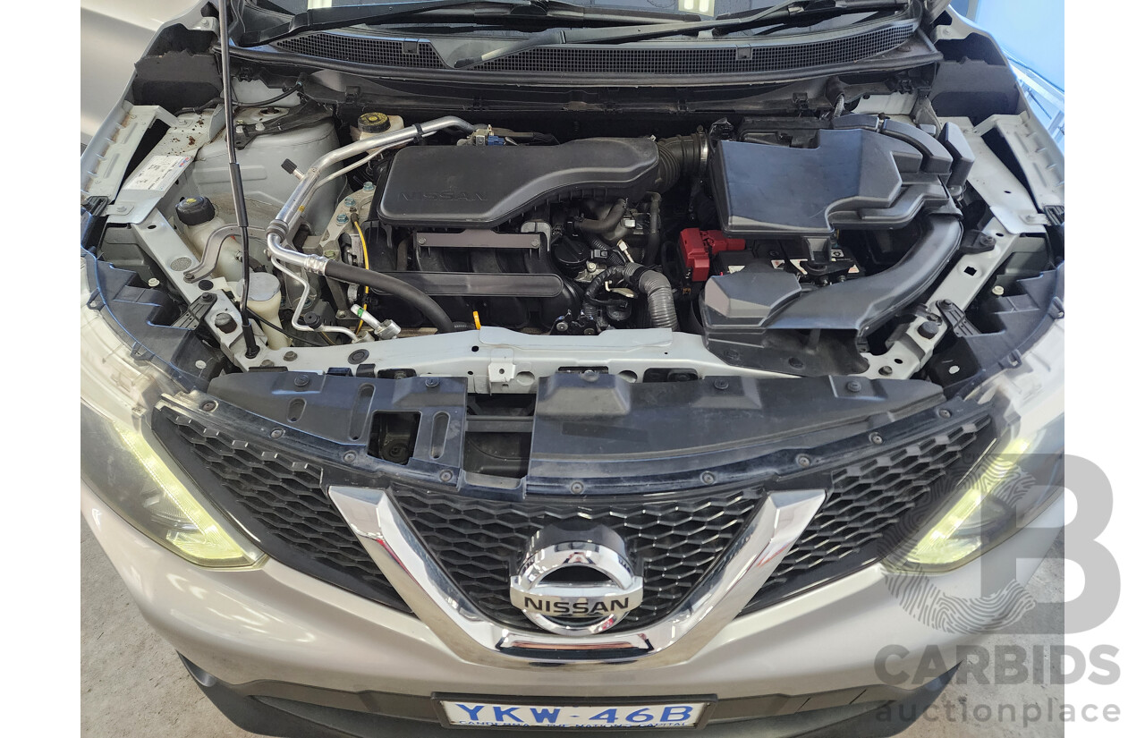 02/2015 Nissan Qashqai ST (4x2) J11 4d Wagon Silver 2.0L