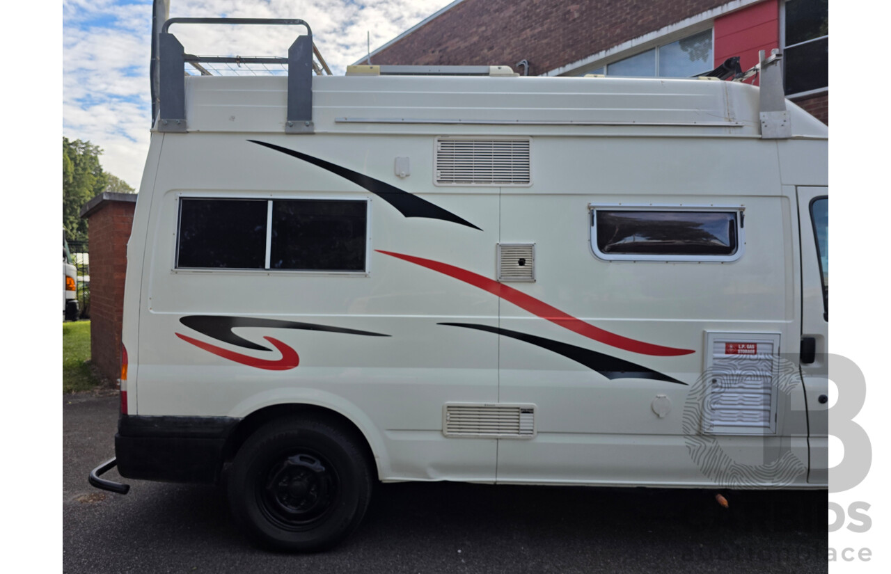 2/2004 Ford Transit MID LWB VH Van Diamond White / Decal Turbo Diesel 2.4L