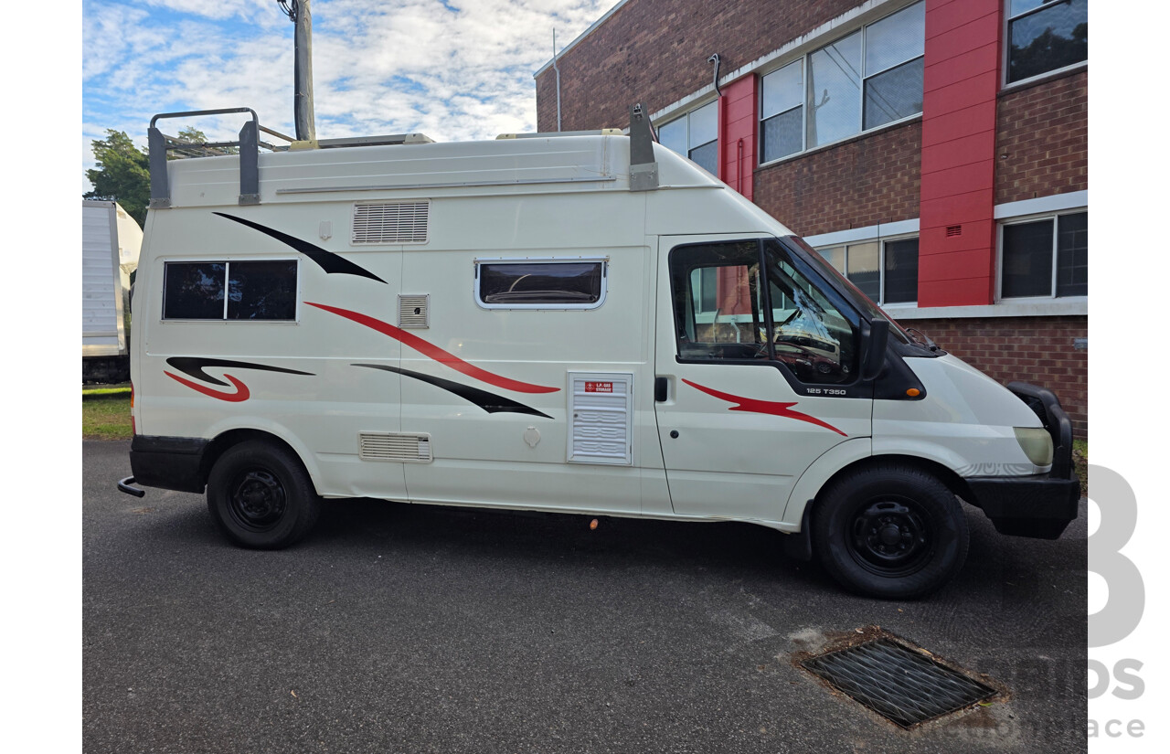 2/2004 Ford Transit MID LWB VH Van Diamond White / Decal Turbo Diesel 2.4L