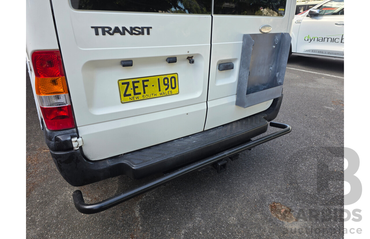 2/2004 Ford Transit MID LWB VH Van Diamond White / Decal Turbo Diesel 2.4L