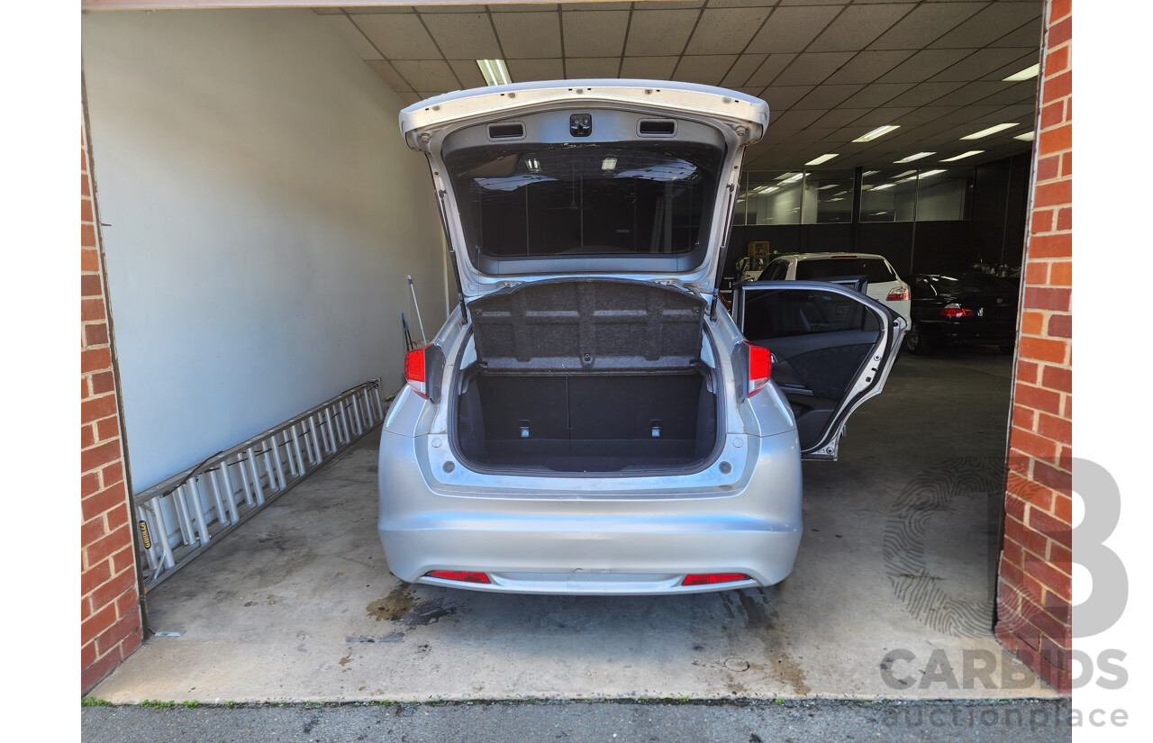 05/2013 Honda Civic Vti-S FK MY13 5d Hatchback Silver 1.8L