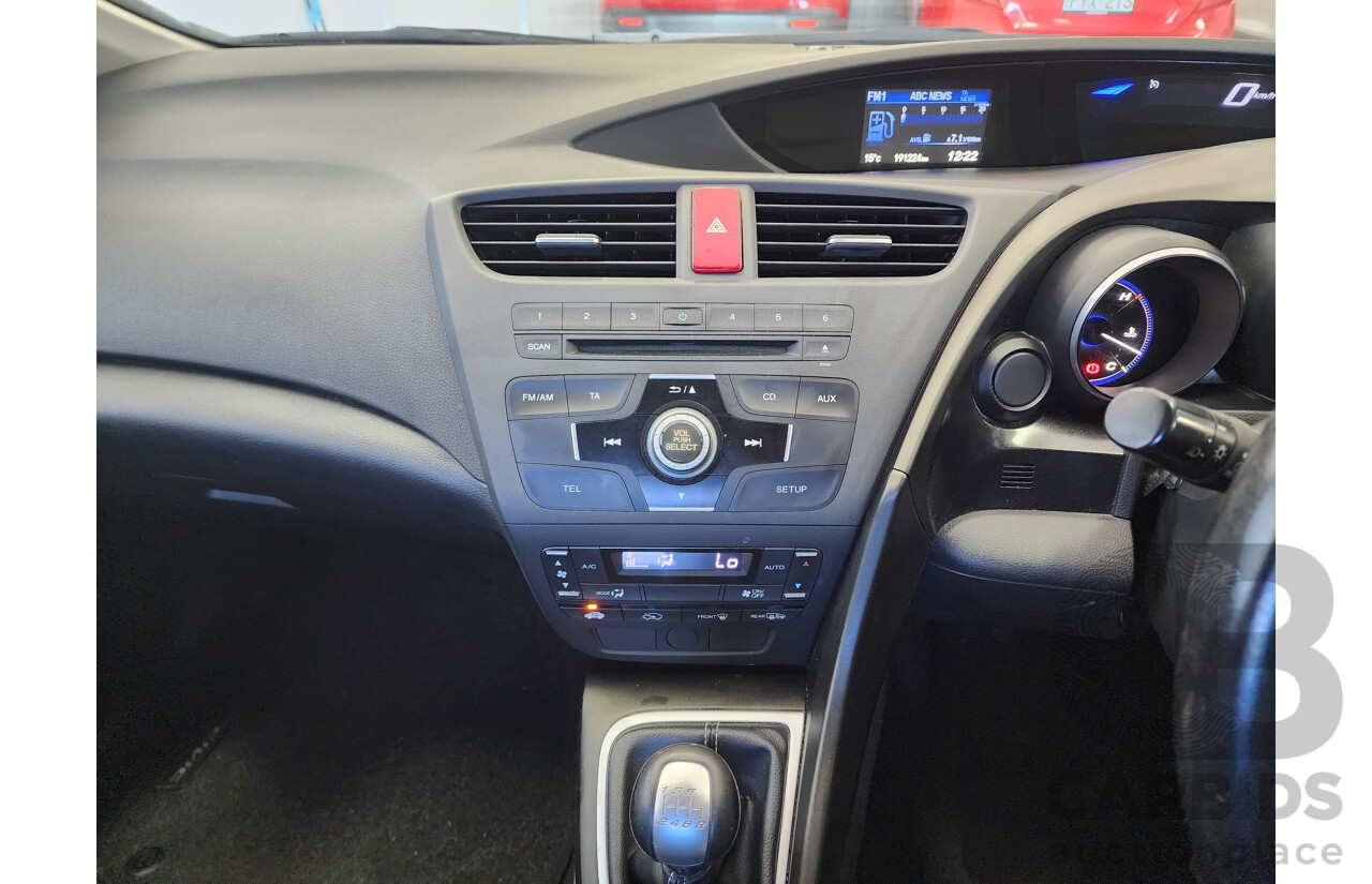 05/2013 Honda Civic Vti-S FK MY13 5d Hatchback Silver 1.8L