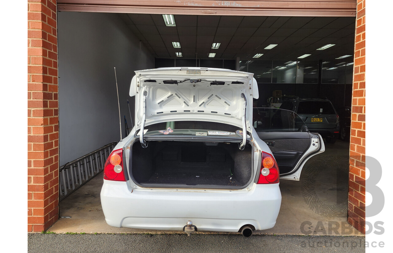11/2003 Mitsubishi Magna VR-X TJ 4d Sedan White 3.5L