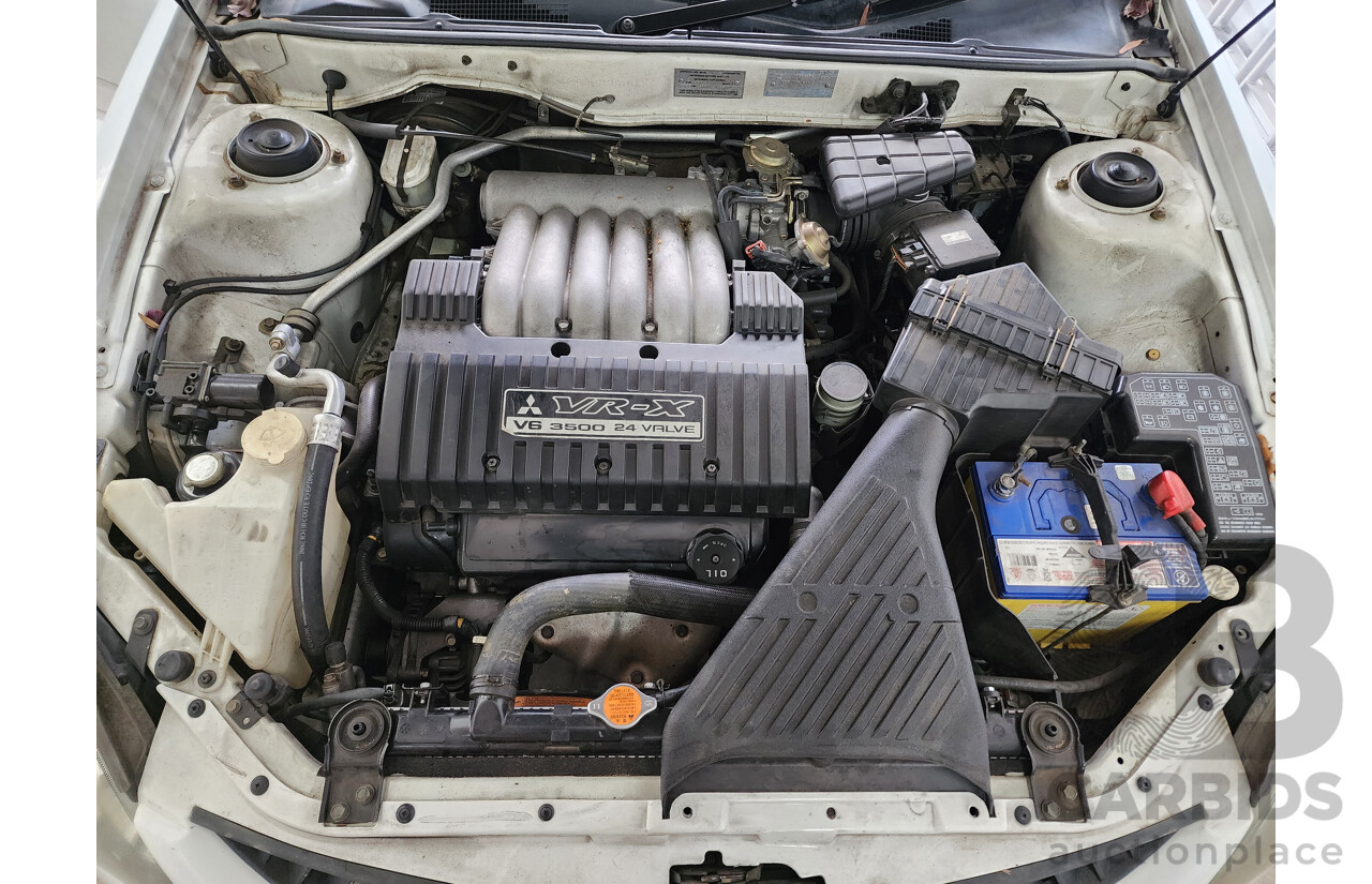 11/2003 Mitsubishi Magna VR-X TJ 4d Sedan White 3.5L