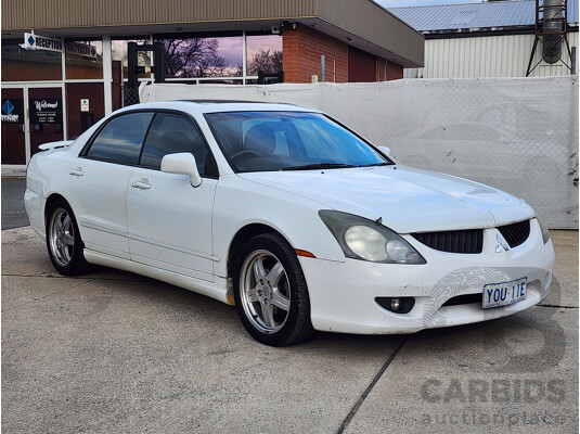 1662526 · 11/2003 Mitsubishi Magna VR-X TJ 4d Sedan White 3.5L