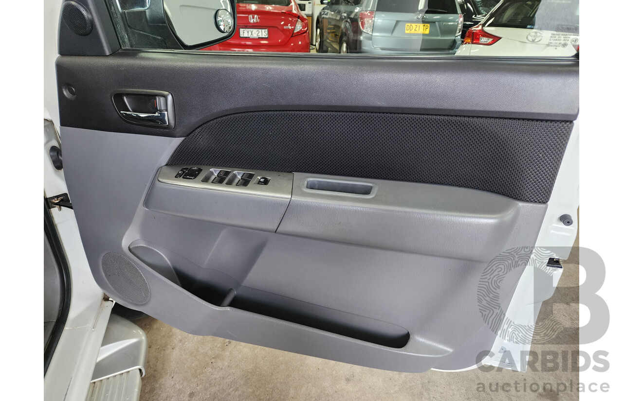 11/2010 Mazda Bt50 BOSS B3000 SDX (4x4) 09 UPGRADE Dual Cab P/Up White 3.0L
