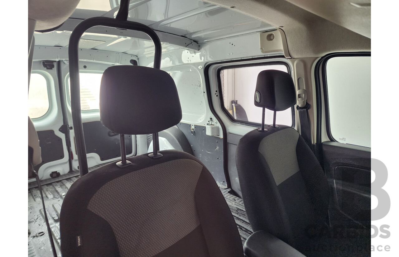 06/2019 Renault Kangoo MAXI X61 MY19 4d Van White 1.5L
