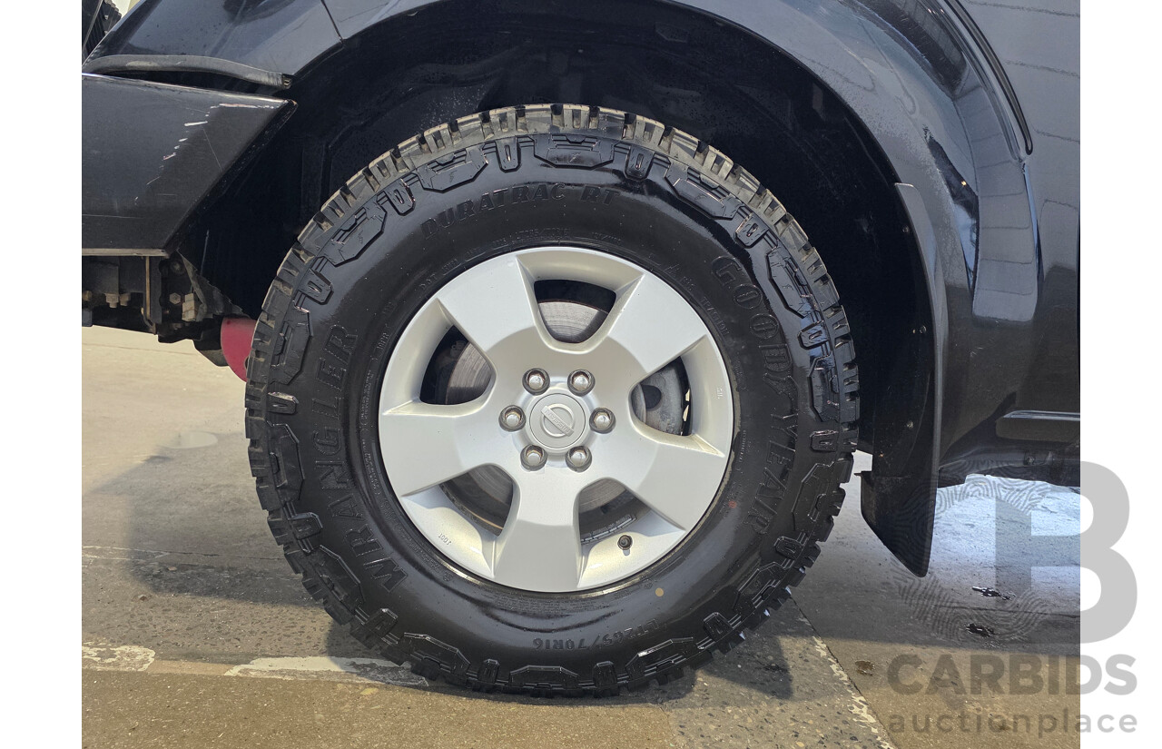 12/2009 Nissan Navara ST (4x4) D40 Dual Cab P/Up Black Turbo Diesel 2.5L