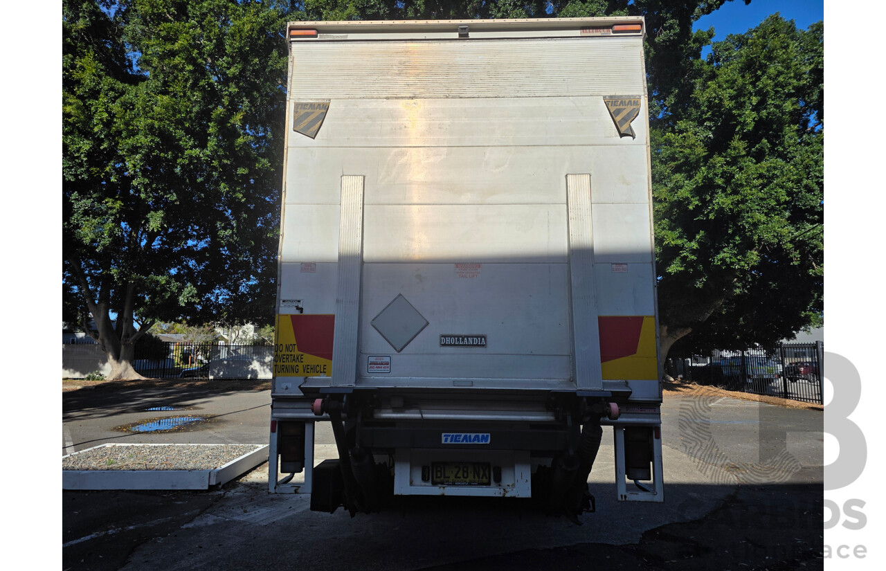 6/2011 Isuzu FXR 350 Sitec Series III 1000 4x2 Pantech 2d Truck Turbo Diesel 9.8L