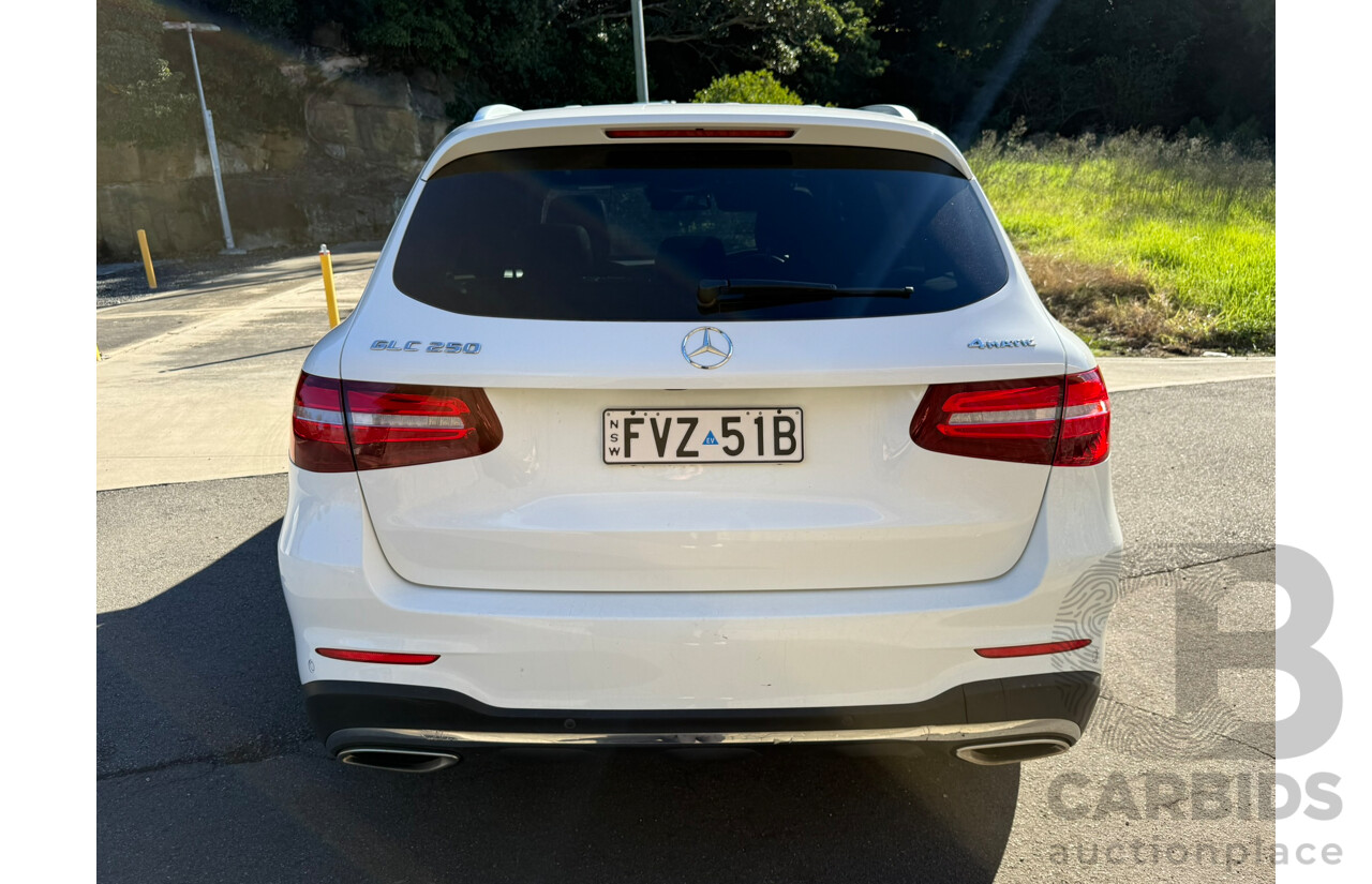 07/2019 Mercedes-Benz Glc 300 4MATIC AWD X253 MY20 4D Wagon White 2.0L