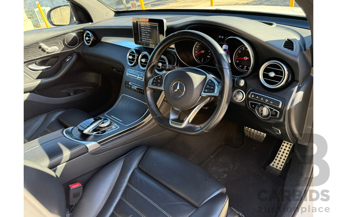 07/2019 Mercedes-Benz Glc 300 4MATIC AWD X253 MY20 4D Wagon White 2.0L
