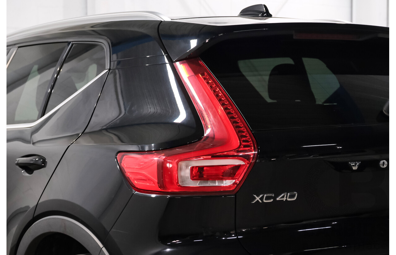 06/2021 Volvo XC40 T4 Inscription (AWD) 536 MY21 4d Wagon Black Turbo Diesel 2.0L