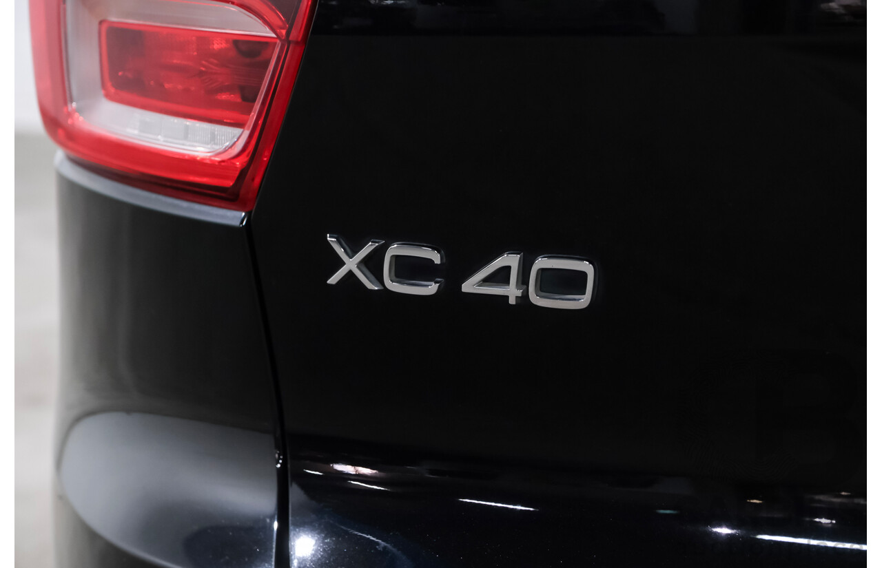 06/2021 Volvo XC40 T4 Inscription (AWD) 536 MY21 4d Wagon Black Turbo Diesel 2.0L