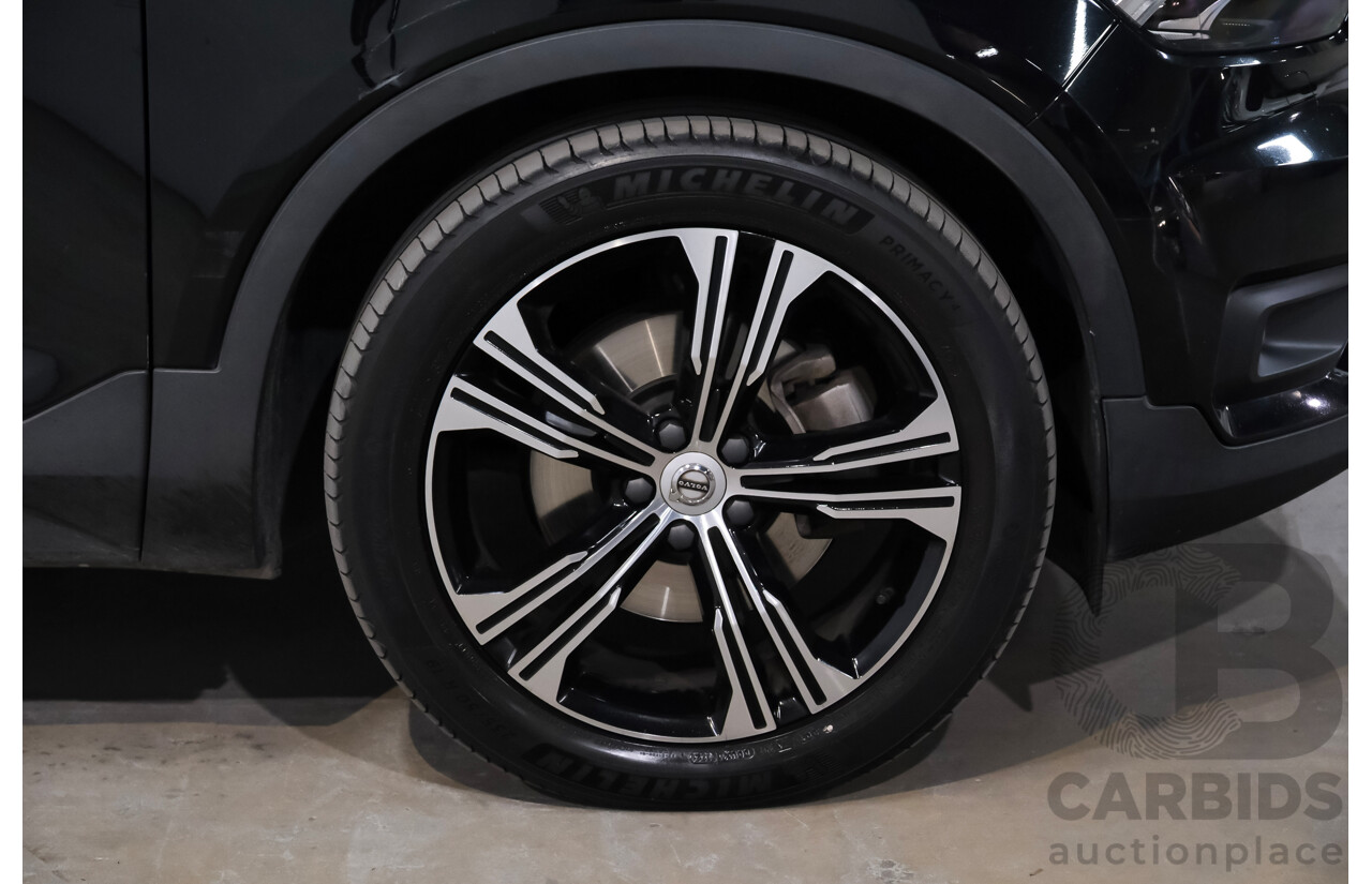 06/2021 Volvo XC40 T4 Inscription (AWD) 536 MY21 4d Wagon Black Turbo Diesel 2.0L