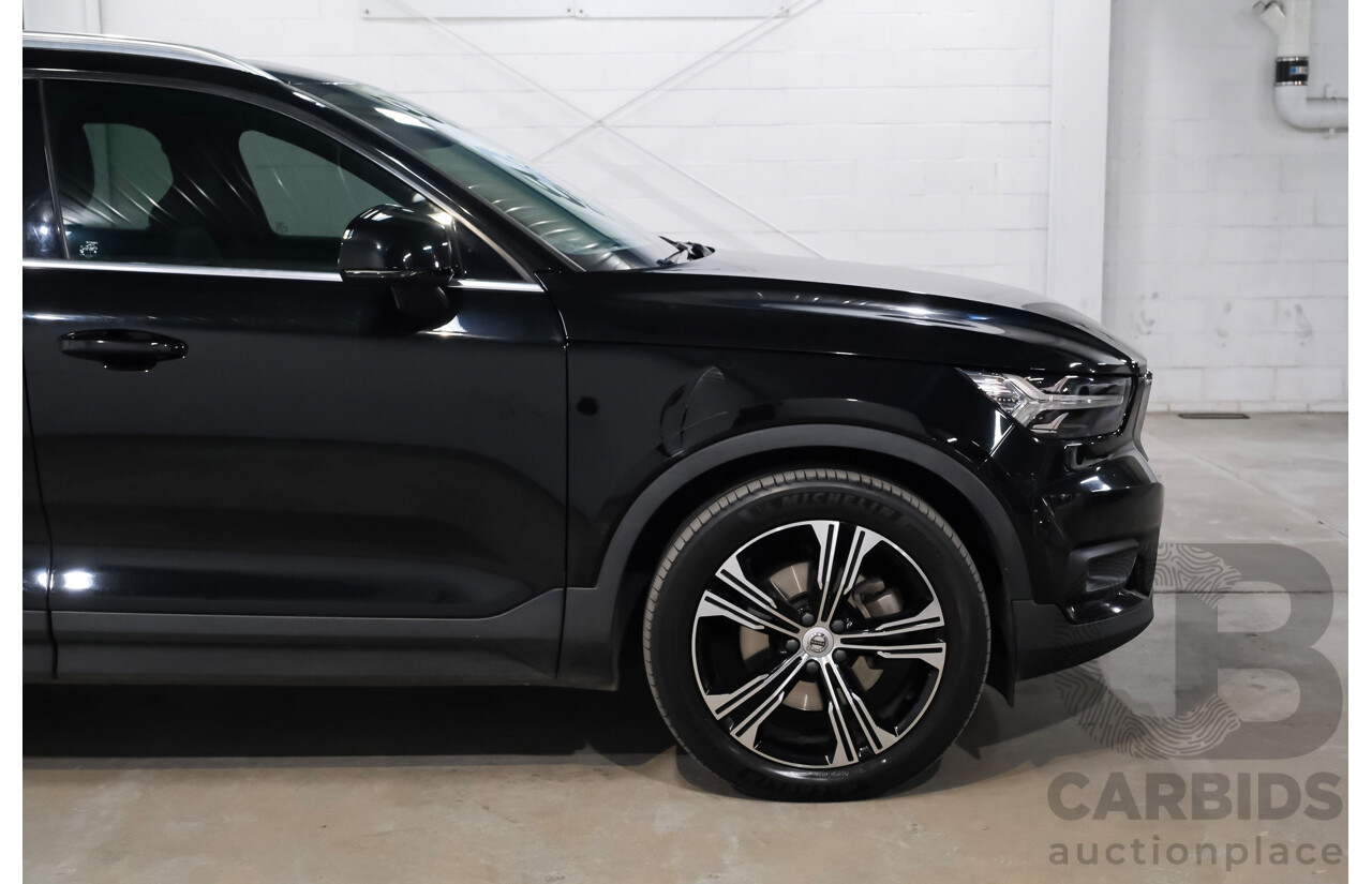 06/2021 Volvo XC40 T4 Inscription (AWD) 536 MY21 4d Wagon Black Turbo Diesel 2.0L