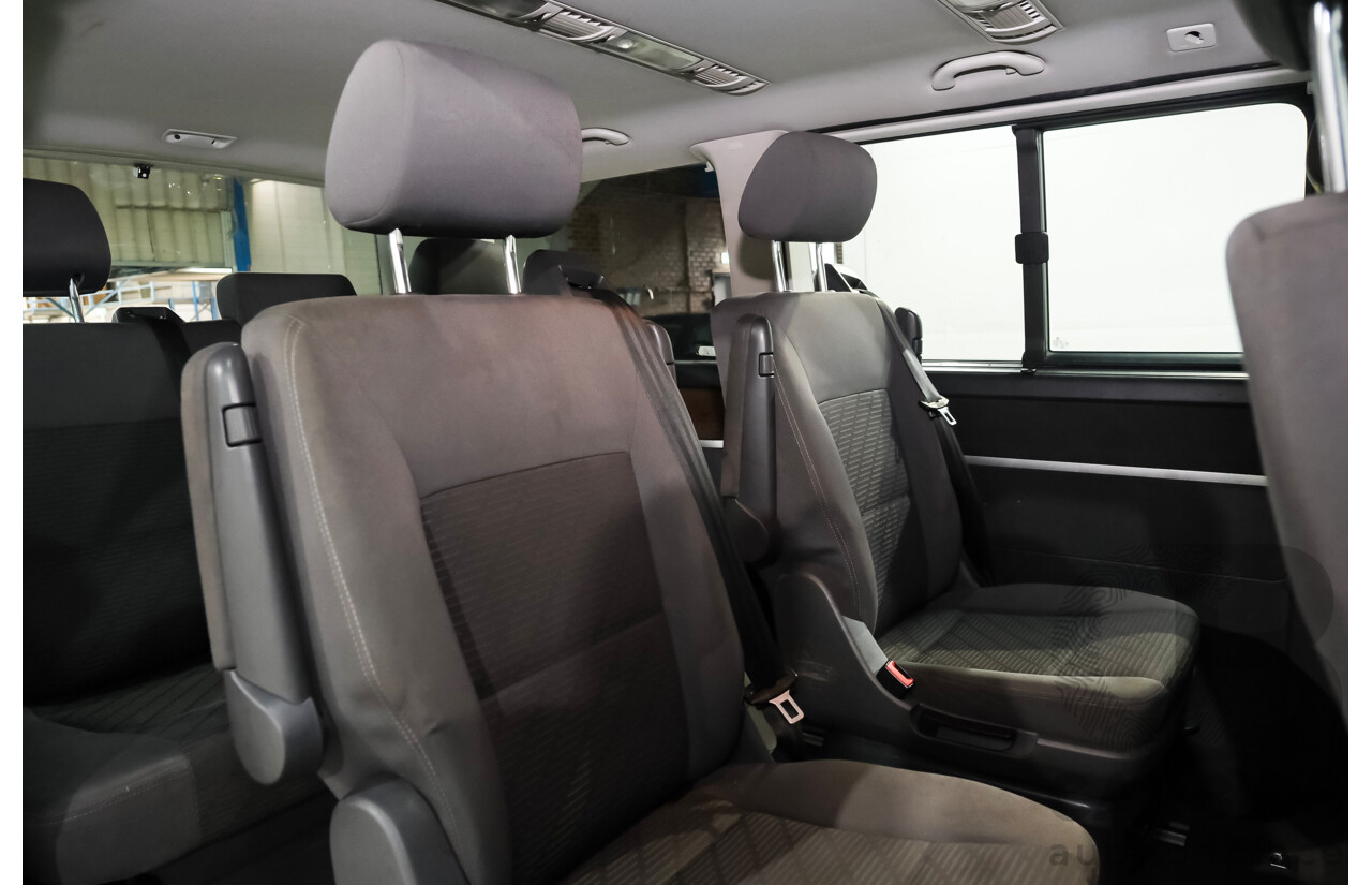11/2013 Volkswagen Multivan Comfortline TDI340 T5 MY13 4D Wagon Reflex Silver Metallic Turbo Diesel 2.0L