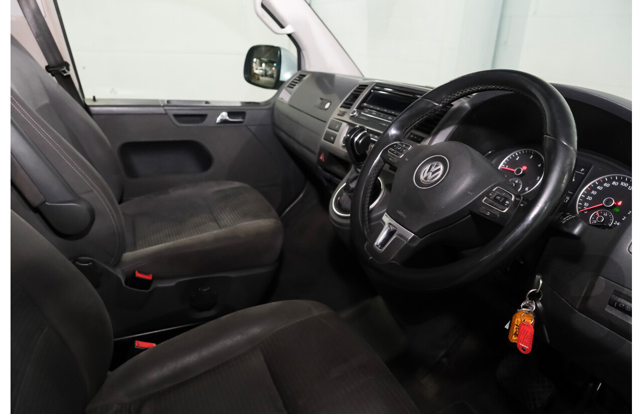 11/2013 Volkswagen Multivan Comfortline TDI340 T5 MY13 4D Wagon Reflex Silver Metallic Turbo Diesel 2.0L