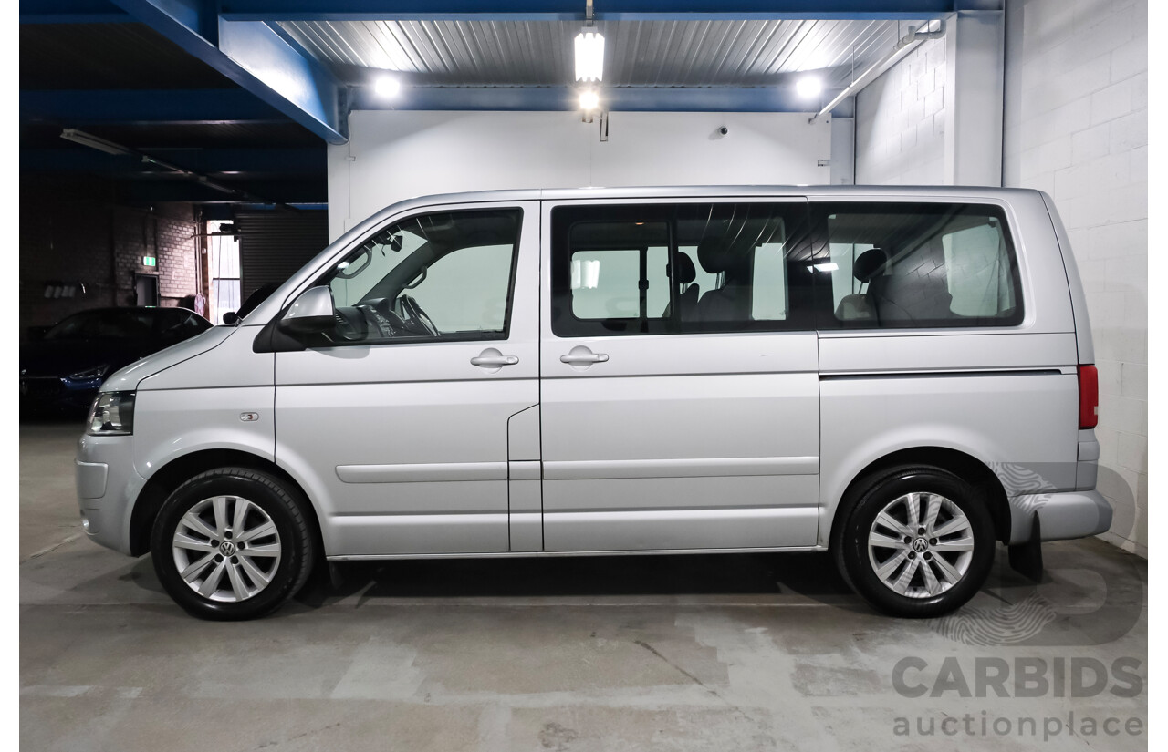11/2013 Volkswagen Multivan Comfortline TDI340 T5 MY13 4D Wagon Reflex Silver Metallic Turbo Diesel 2.0L
