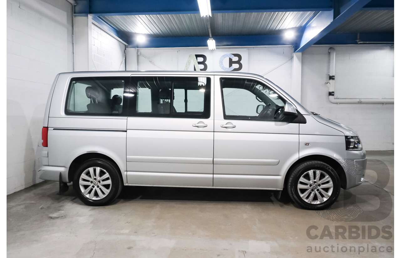 11/2013 Volkswagen Multivan Comfortline TDI340 T5 MY13 4D Wagon Reflex Silver Metallic Turbo Diesel 2.0L
