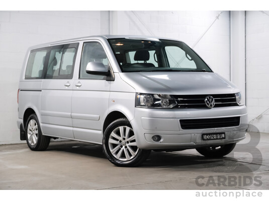 11/2013 Volkswagen Multivan Comfortline TDI340 T5 MY13 4D Wagon Silver Turbo Diesel 2.0L