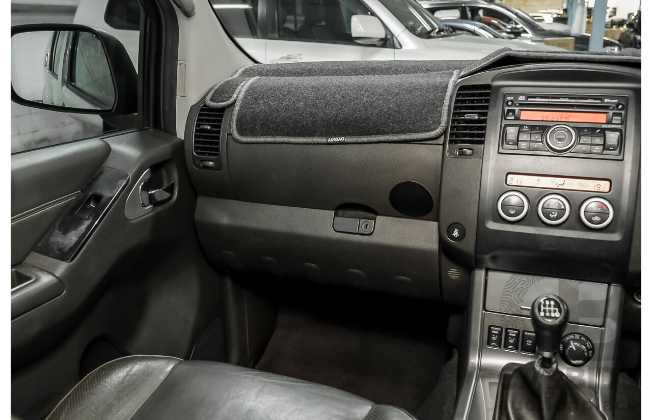 01/2011 Nissan Pathfinder ST-L (4x4) R51 Series 4 4d Wagon Gold Turbo diesel 2.5L