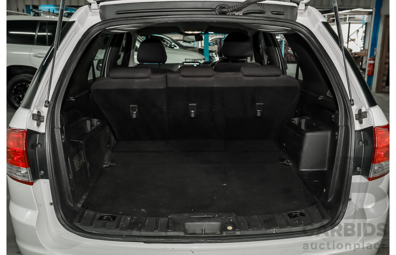 11/2014 Ford Territory TX SZ MK2 4D Wagon White 4.0L