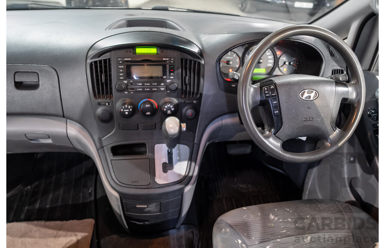 07/2013 Hyundai iLoad TQ MY13 4d Van Creamy White Turbo Diesel 2.5L