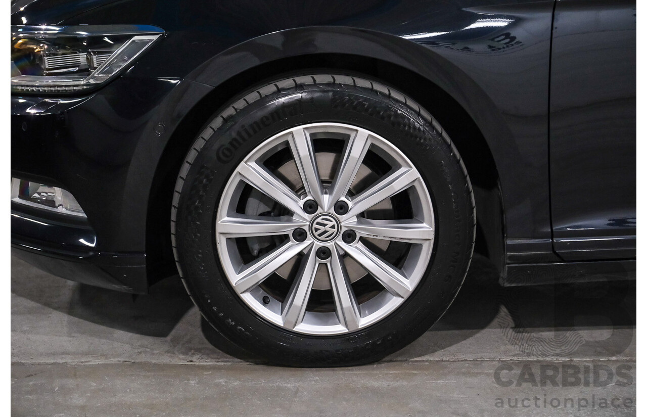 01/2016 Volkswagen Passat 132 TSI Comfortline 3C MY16 4D Sedan Deep Black Turbo 1.8L