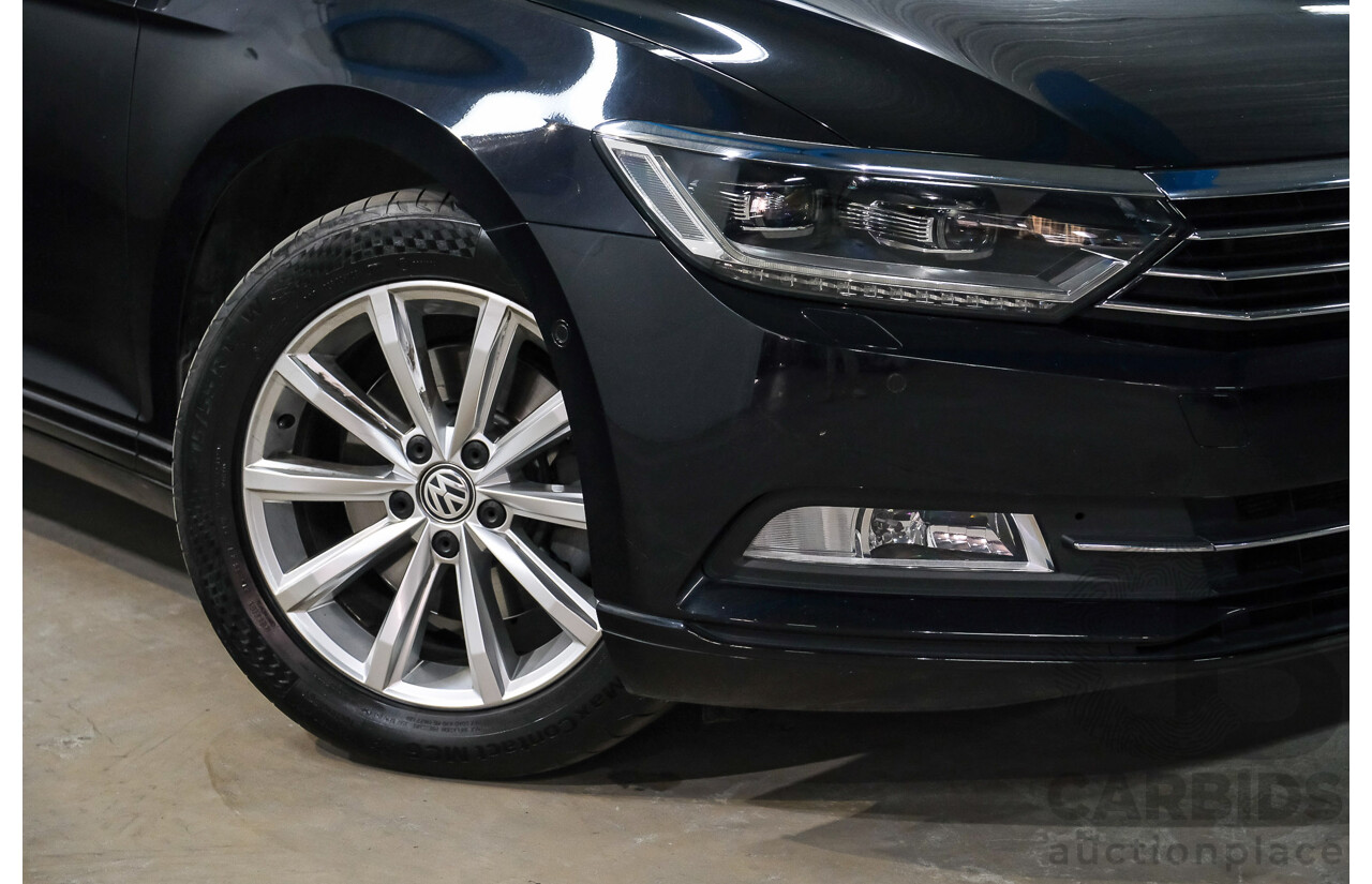 01/2016 Volkswagen Passat 132 TSI Comfortline 3C MY16 4D Sedan Deep Black Turbo 1.8L