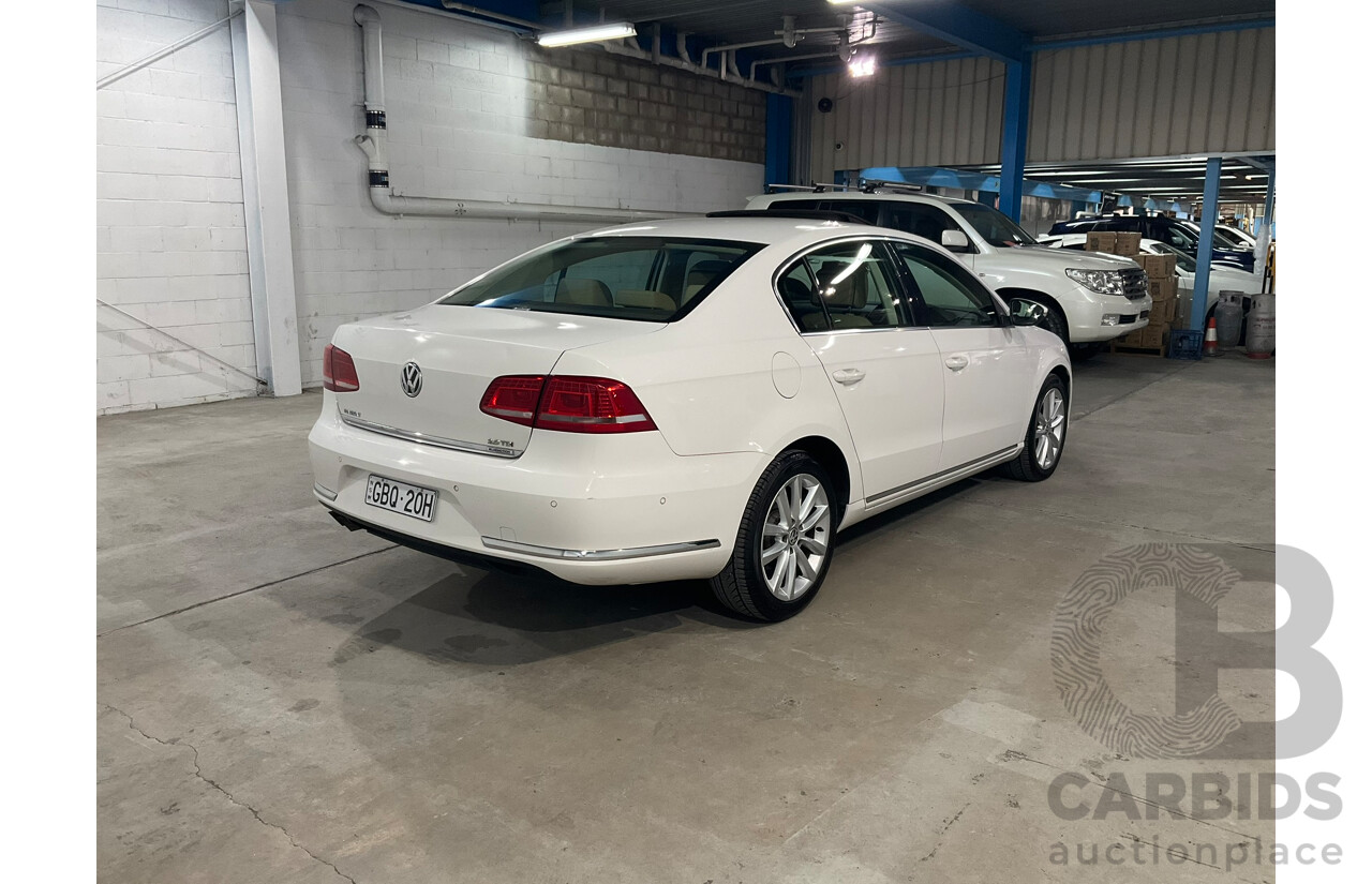 07/2014 Volkswagen Passat 130 TDI Highline 3C MY14.5 4d Sedan White Turbo Diesel 2.0L