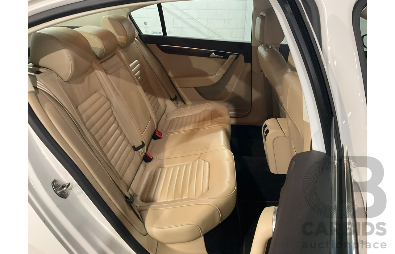 07/2014 Volkswagen Passat 130 TDI Highline 3C MY14.5 4d Sedan White Turbo Diesel 2.0L