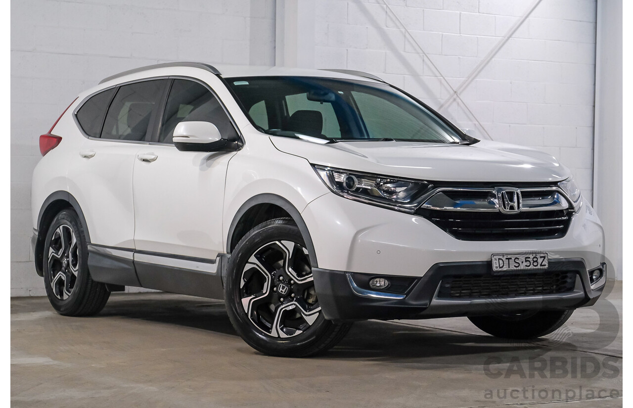 01/2018 Honda Cr-V VTi-S MY18 4d Wagon White 1.5L
