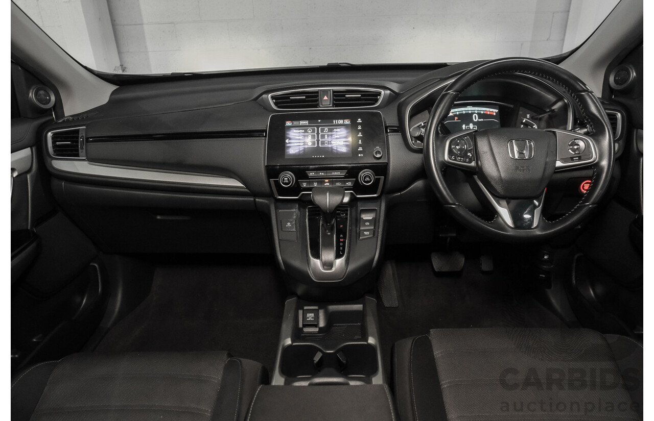 01/2018 Honda Cr-V VTi-S MY18 4d Wagon White 1.5L