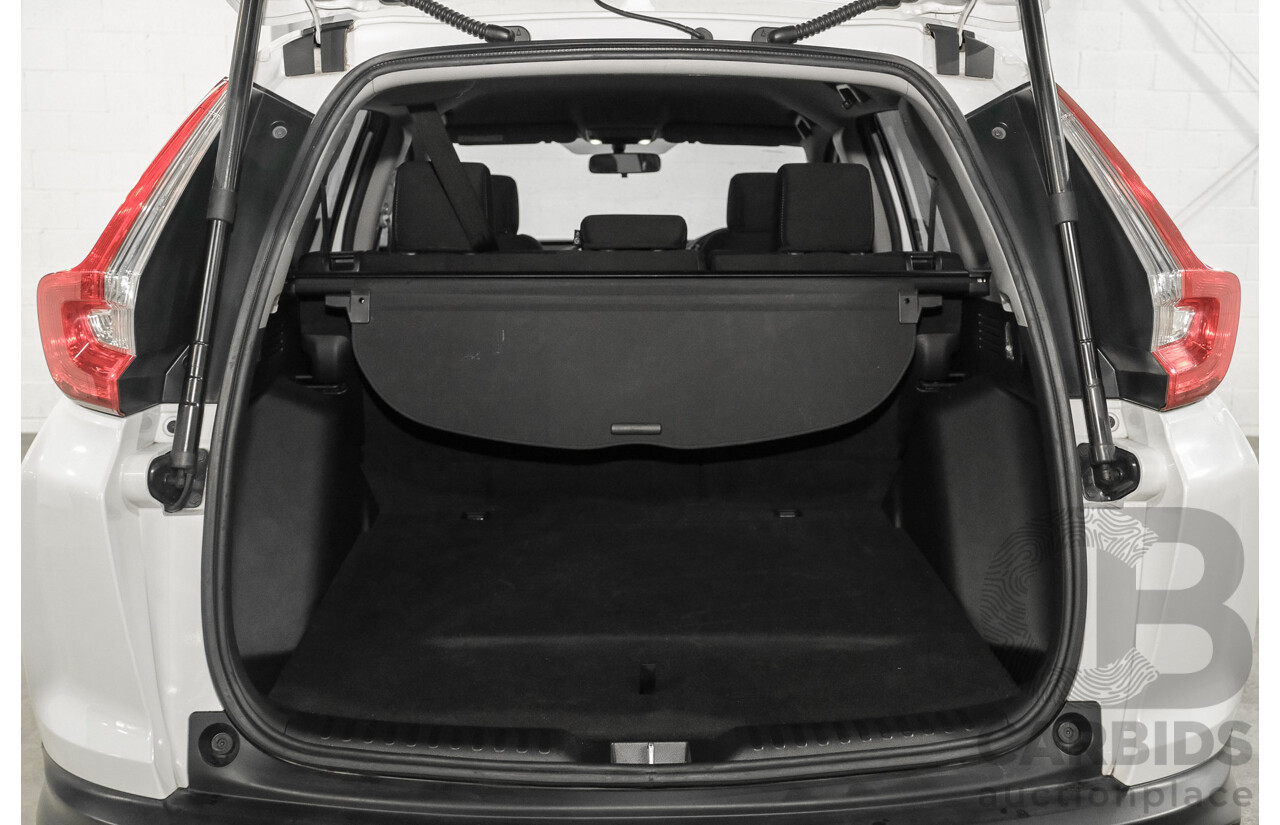 01/2018 Honda Cr-V VTi-S MY18 4d Wagon White 1.5L