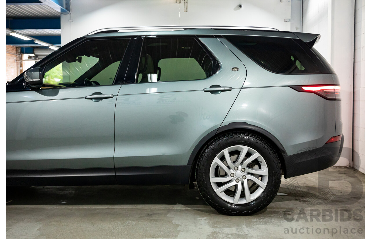 10/2017 Land Rover Discovery SD4 SE (4WD) MY17 4d Wagon Grey Twin-turbo Diesel 2.0L