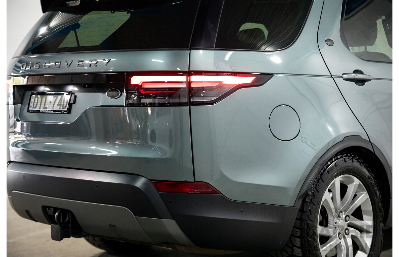 10/2017 Land Rover Discovery SD4 SE (4WD) MY17 4d Wagon Grey Twin-turbo Diesel 2.0L
