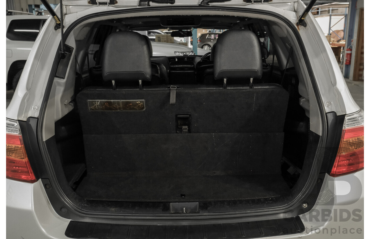 03/2008 Toyota Kluger Grande (4x4) GSU45R 4D 7 Seater Wagon White 3.5L