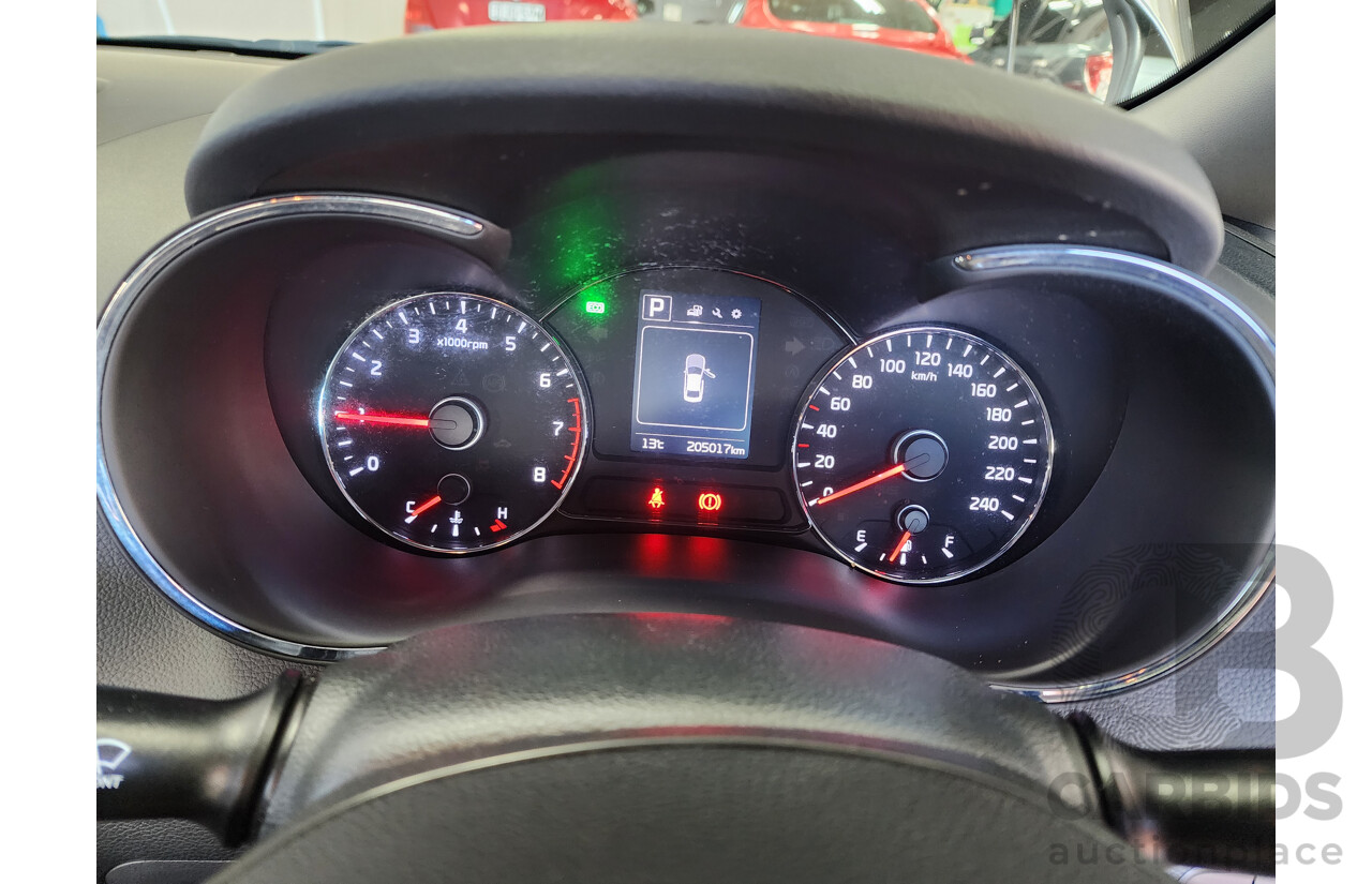 09/2016 Kia Cerato S YD MY17 5d Hatchback Grey 2.0L