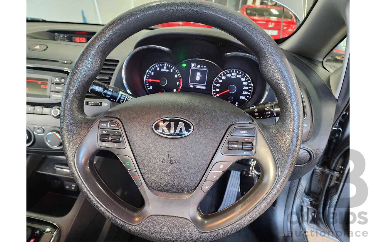 09/2016 Kia Cerato S YD MY17 5d Hatchback Grey 2.0L