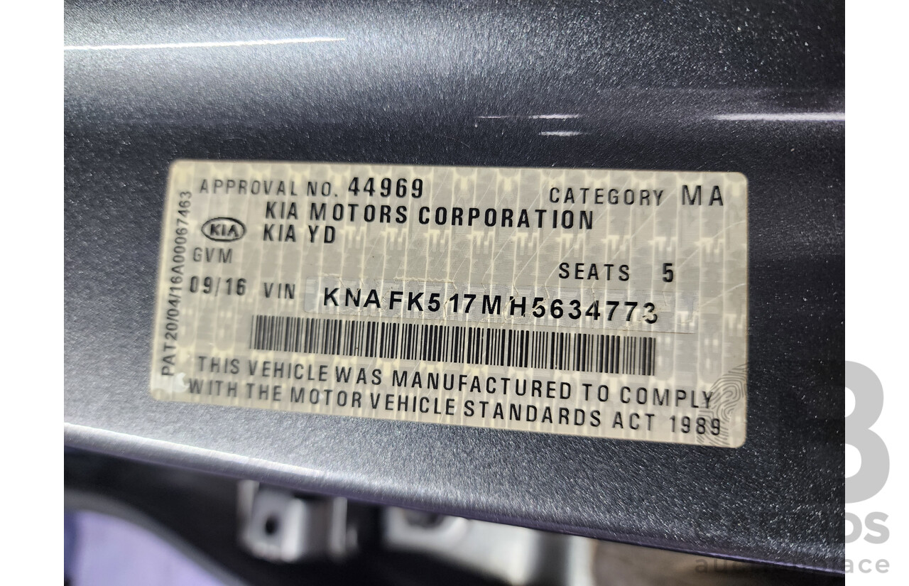 09/2016 Kia Cerato S YD MY17 5d Hatchback Grey 2.0L