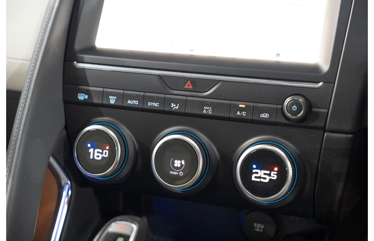 01/2018 Jaguar E-Pace P250 SE (AWD) (183kW) X540 MY18 4d Wagon Caesium Blue Turbo 2.0L
